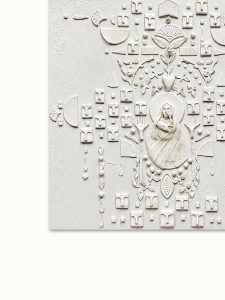 Farida : Chapitre 2 – La Femme aux Yeux Fermés